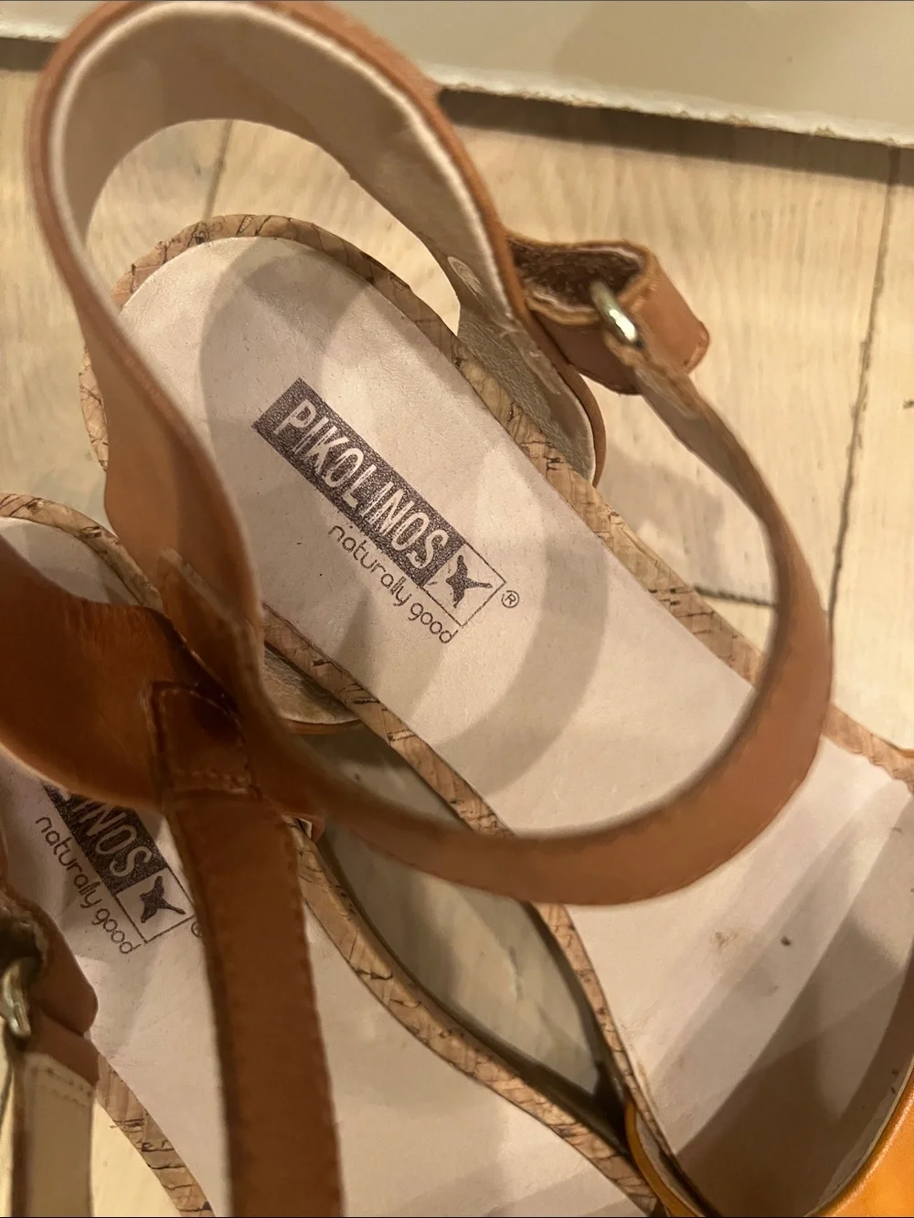 PIKOLINOS elegant wedges